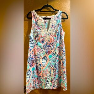 Pristine Lily Pulitzer summer sundress with turquoise and pink seashell design